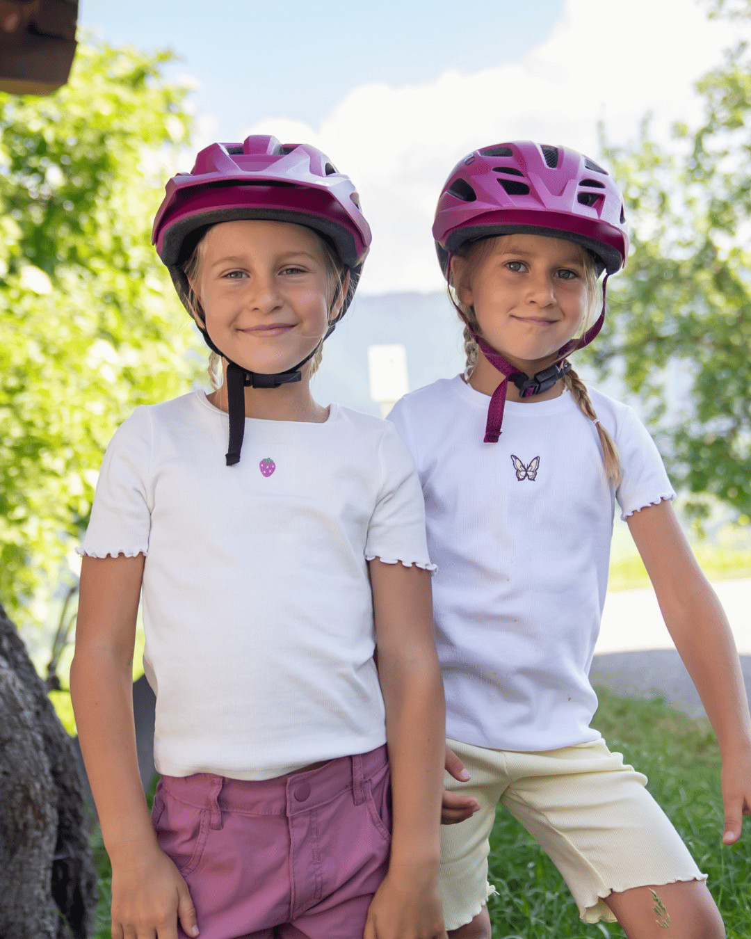Mädchen am Fahhradfahren