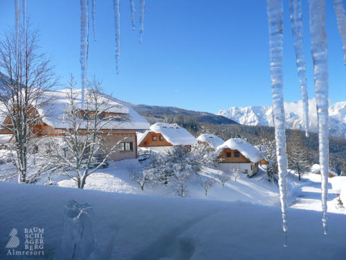 g-hutten-winter-urlaub-schnee-schneemann-schlittenfahren-kamin-holiday-vacation